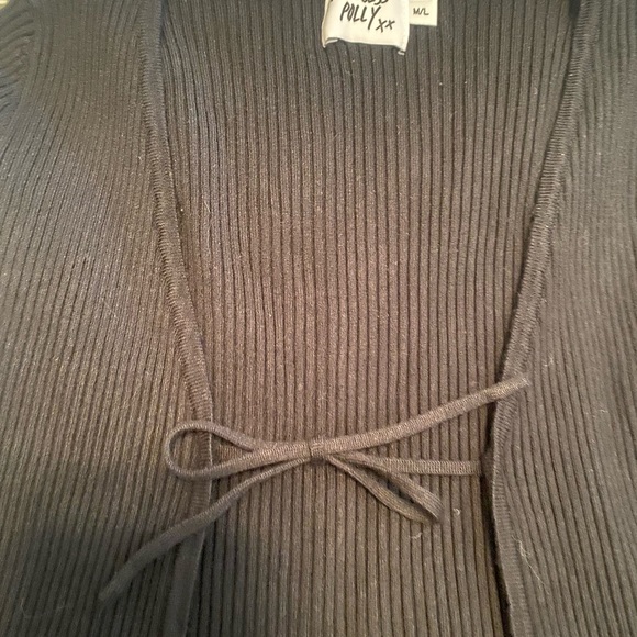 NWOT Princess Polly cardigan. - Picture 2 of 3